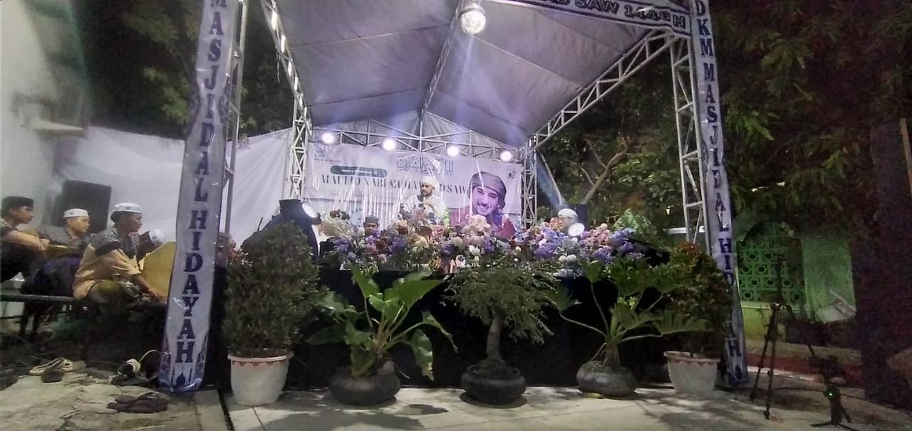 Gema Cinta Rasul: Ratusan Jamaah Padati Peringatan Maulid Nabi SAW di Masjid Al-Hidayah VMG 1 Bekasi